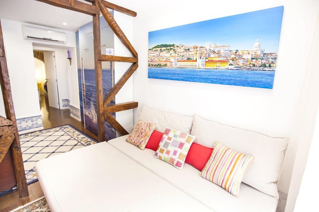 Typical Bairro Alto Apartment Lisbon Lisboa Exterior foto