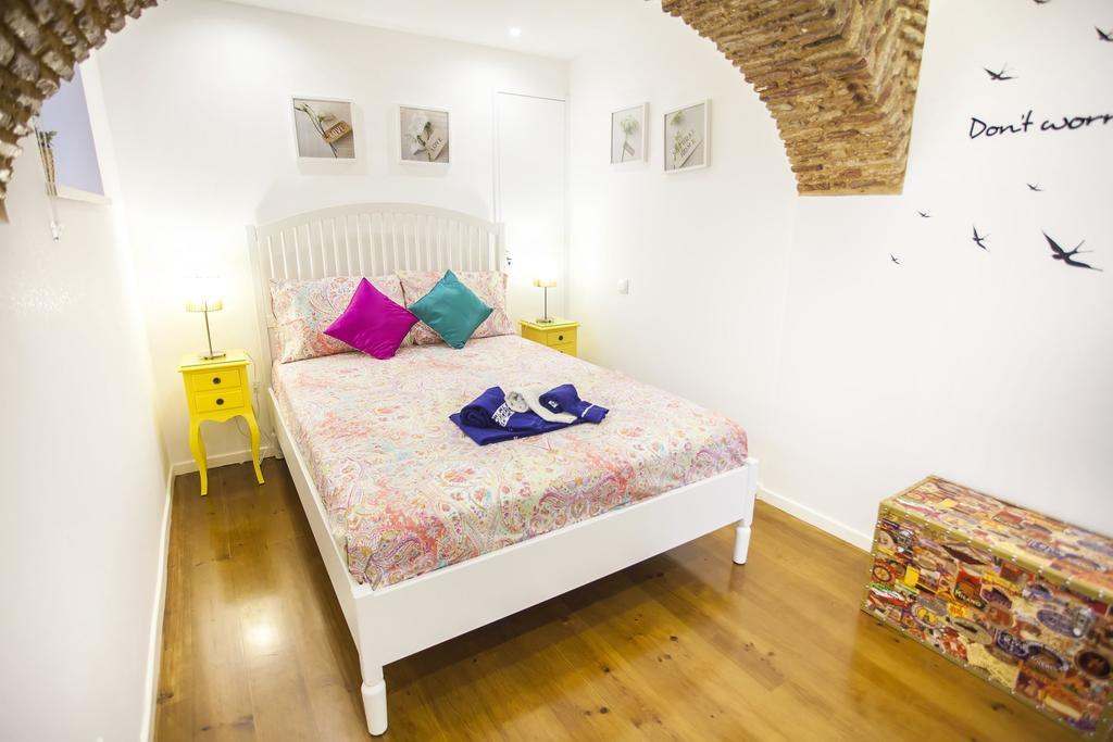 Typical Bairro Alto Apartment Lisbon Lisboa Exterior foto